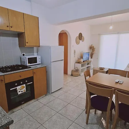 Miracle Apartment Larnaka